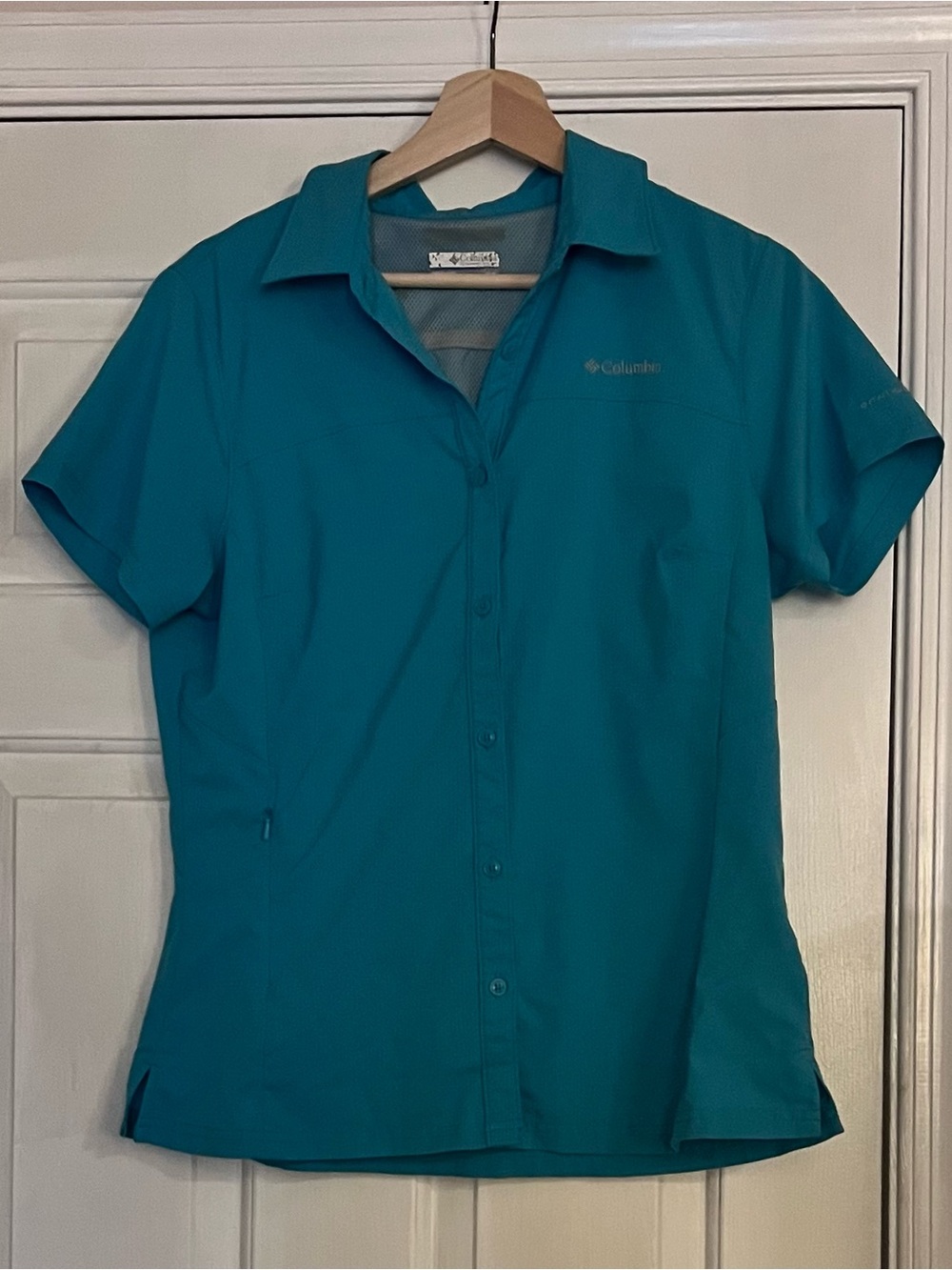 Columbia Teal Short-Sleeve Button-Front Outdoor Shirt